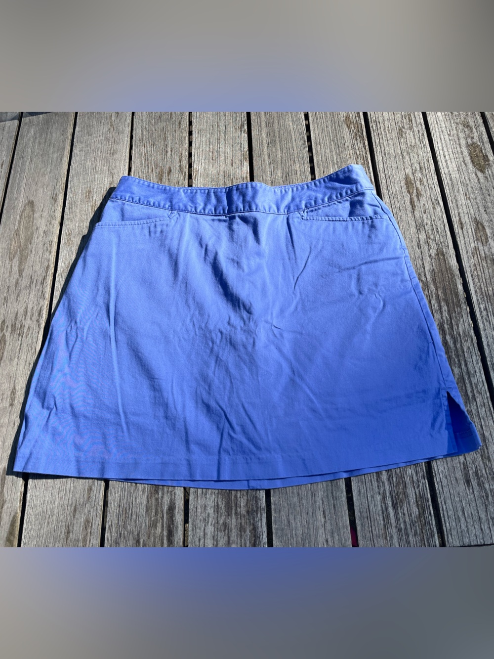 LADY HAGAN. SIZE 6. COTTON PERIWINKLE SKORT.